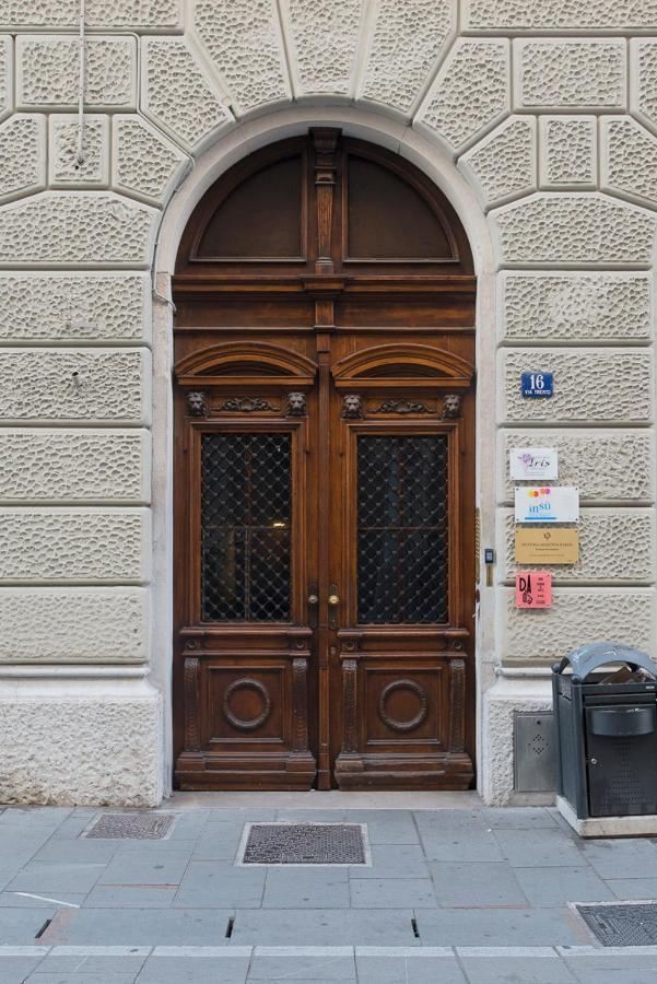 Dada Aparthotel Trieste Exterior foto
